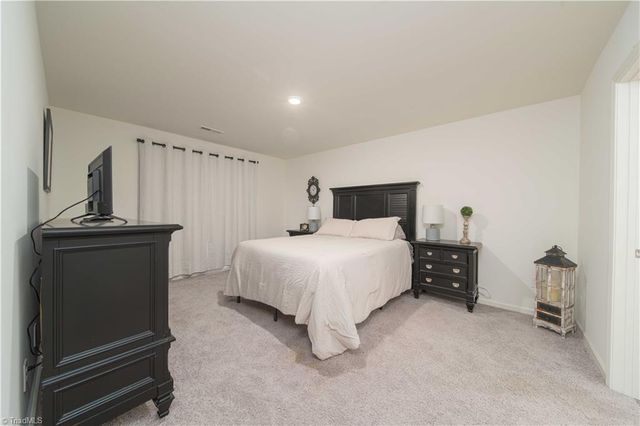 616 Pine Cone Lane, Lexington, NC 27292