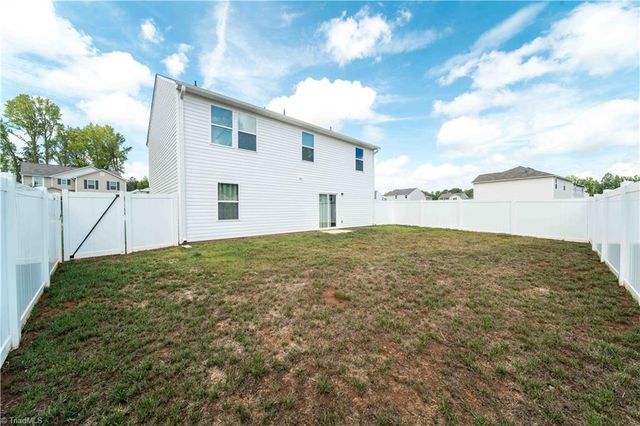 616 Pine Cone Lane, Lexington, NC 27292