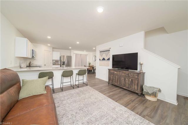 616 Pine Cone Lane, Lexington, NC 27292