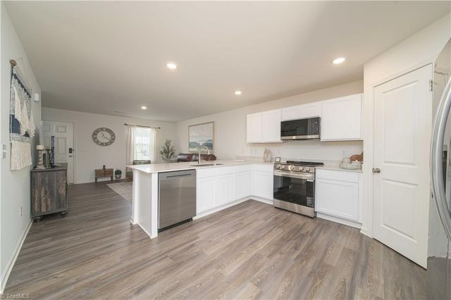616 Pine Cone Lane, Lexington, NC 27292
