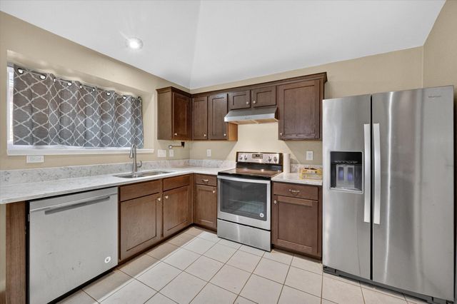 508 Valley Mills Drive, Arlington, TX 76018