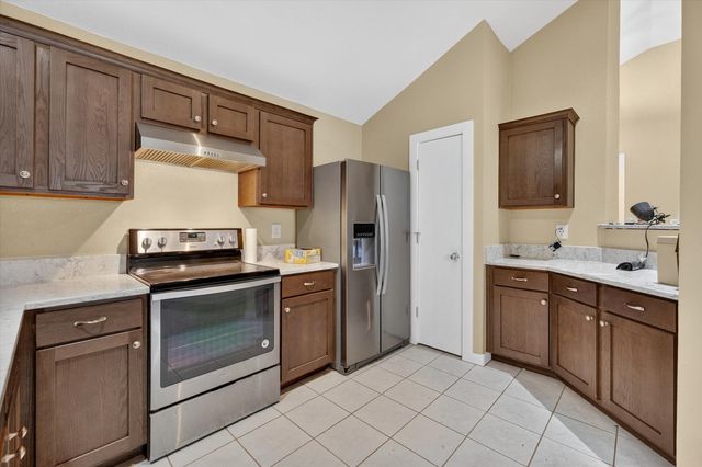 508 Valley Mills Drive, Arlington, TX 76018