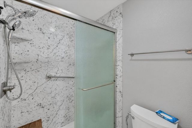 508 Valley Mills Drive, Arlington, TX 76018