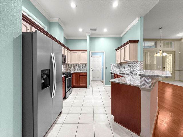 8045 WATERBURY WAY, Mount Dora, FL 32757