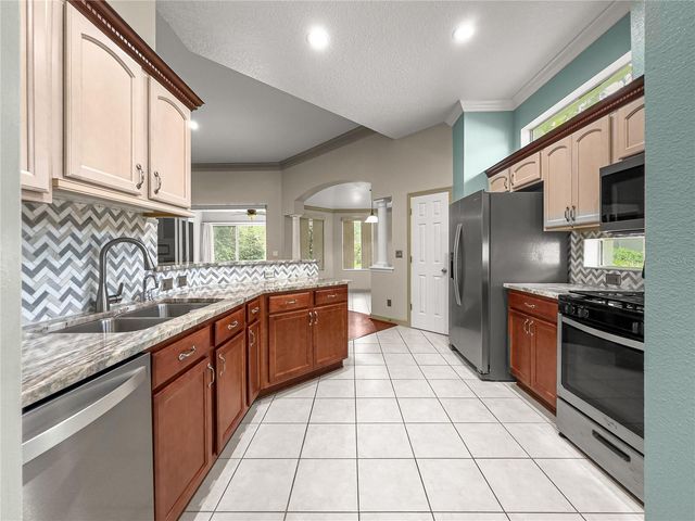 8045 WATERBURY WAY, Mount Dora, FL 32757