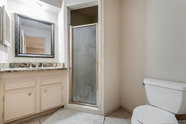 7930 Roanoke Run Apt 401, San Antonio, TX 78240