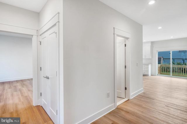 324 ARLINGTON AVE N, Bayville, NJ 08721