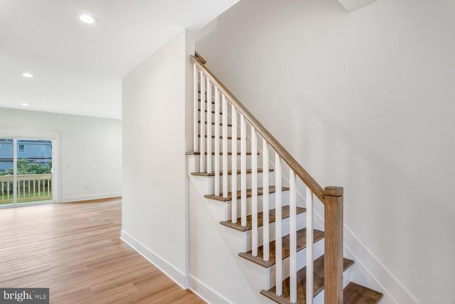 324 ARLINGTON AVE N, Bayville, NJ 08721