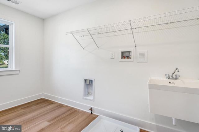 324 ARLINGTON AVE N, Bayville, NJ 08721