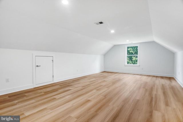 324 ARLINGTON AVE N, Bayville, NJ 08721