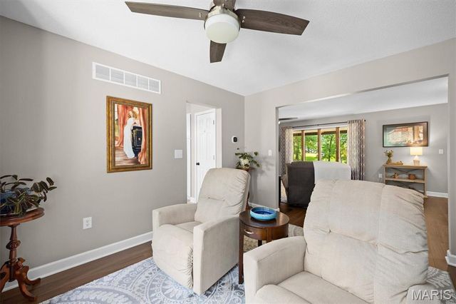 6849 Gushing Springs, Edwardsville, IL 62025