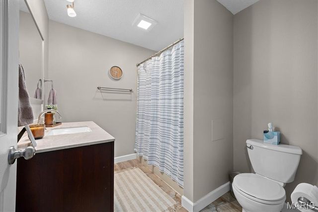 6849 Gushing Springs, Edwardsville, IL 62025
