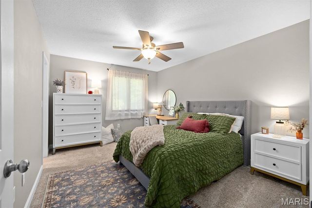 6849 Gushing Springs, Edwardsville, IL 62025