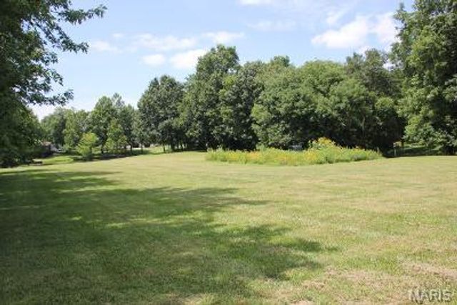 6849 Gushing Springs, Edwardsville, IL 62025