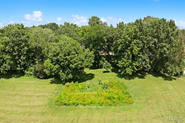 6849 Gushing Springs, Edwardsville, IL 62025