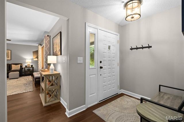 6849 Gushing Springs, Edwardsville, IL 62025