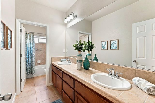 1823 Ravenna Way, Roseville, CA 95747