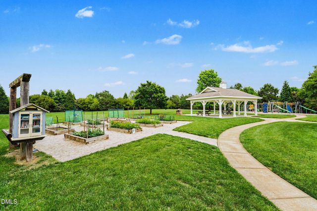 2420 Glade Mill Court, Fuquay Varina, NC 27526