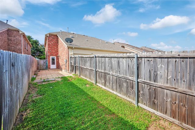 1120 Jamie Drive, Grand Prairie, TX 75052