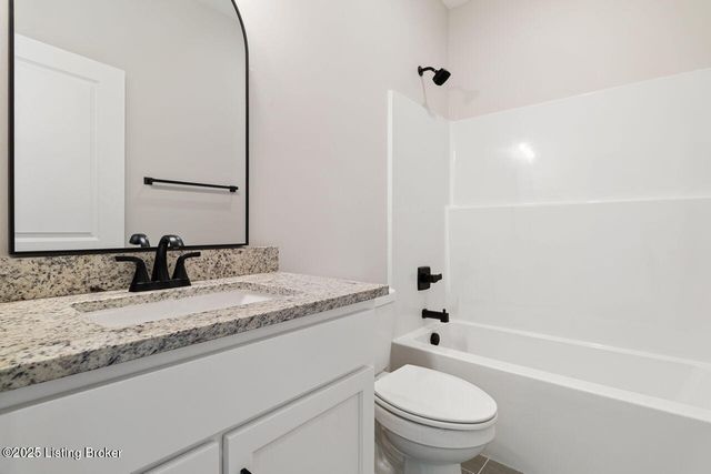 208 Wendover Ct, Bardstown, KY 40004