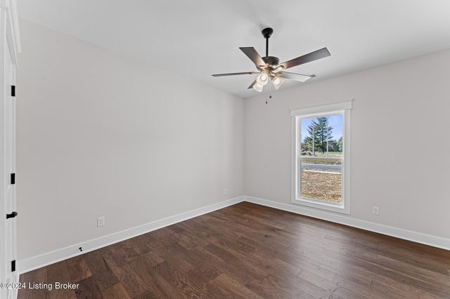 208 Wendover Ct, Bardstown, KY 40004