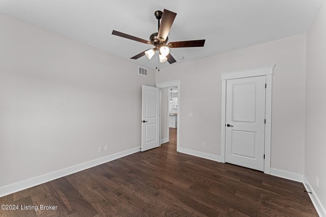 208 Wendover Ct, Bardstown, KY 40004