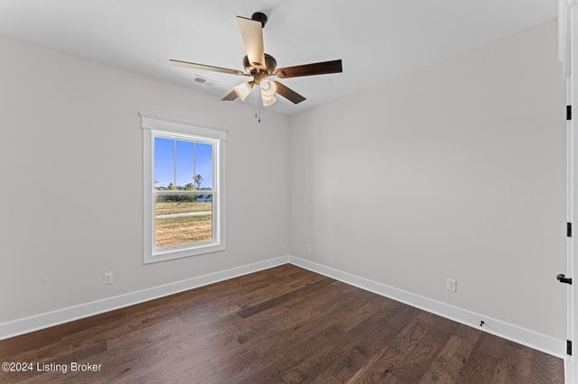 208 Wendover Ct, Bardstown, KY 40004