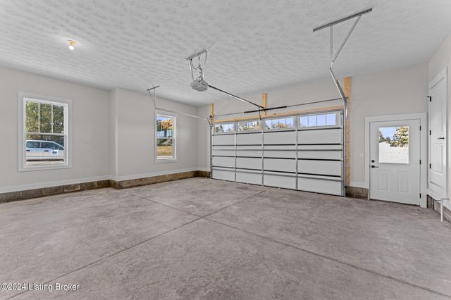 208 Wendover Ct, Bardstown, KY 40004