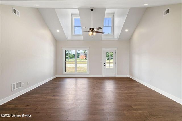 208 Wendover Ct, Bardstown, KY 40004