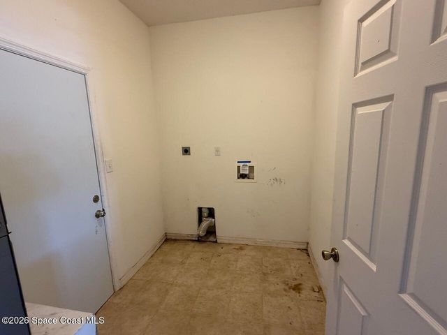 5303 Yaupon Holly Drive, Cocoa, FL 32927