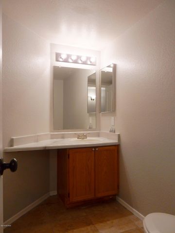 4313 W Bunk House Road, Tucson, AZ 85741