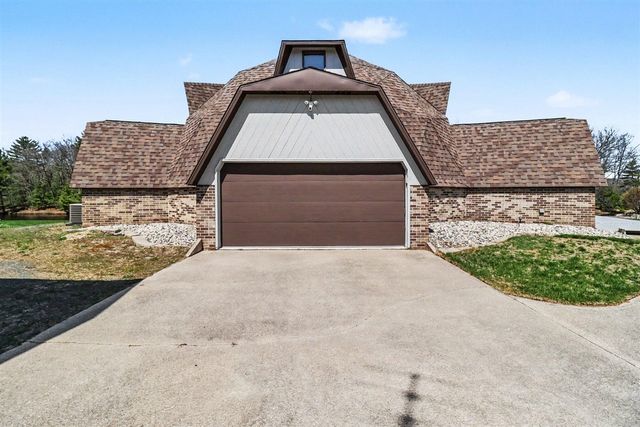 8284 W Lake Holiday Drive, Mears, MI 49436