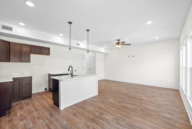 474 Ridge Top Ct, Clarksville, TN 37040