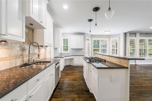 2672 Lakefield Pass, Marietta, GA 30064
