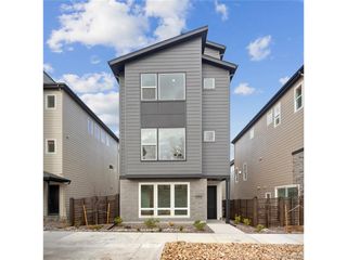 10916 E Hinsdale Cir, Englewood, CO 80112