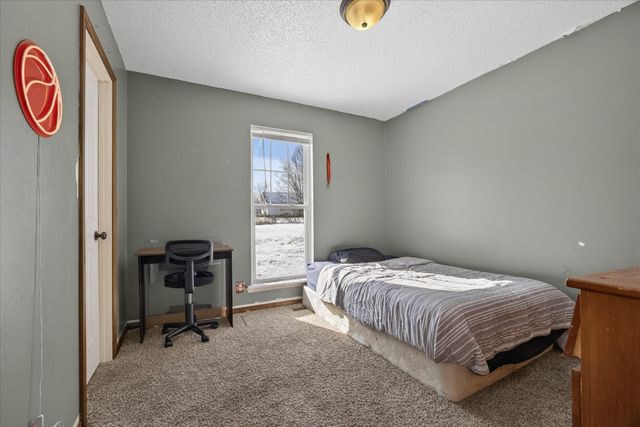 308 Hunter Owens Ct, Oak Grove, KY 42262