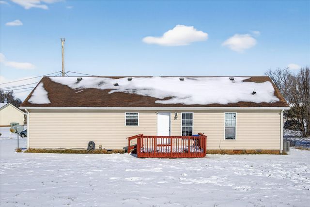 308 Hunter Owens Ct, Oak Grove, KY 42262