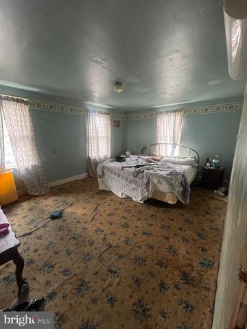 2148 MAIN ST, Pottsville, PA 17901