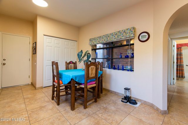 8651 N Candlewood Loop, Tucson, AZ 85704