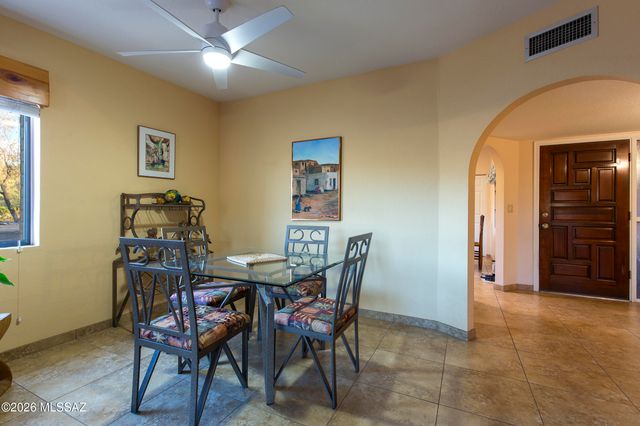 8651 N Candlewood Loop, Tucson, AZ 85704