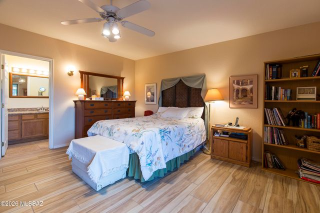 8651 N Candlewood Loop, Tucson, AZ 85704