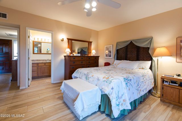 8651 N Candlewood Loop, Tucson, AZ 85704