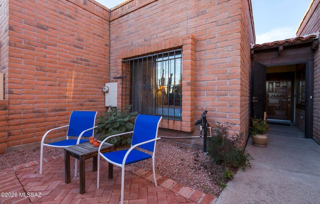 8651 N Candlewood Loop, Tucson, AZ 85704