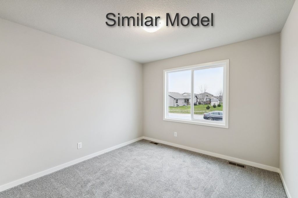 4310 NE 3rd Street, Ankeny, IA 50021