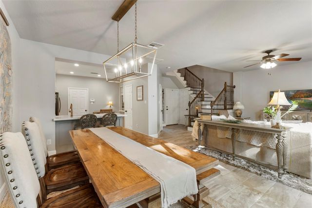 74 Valley Oaks Circle, The Woodlands, TX 77382