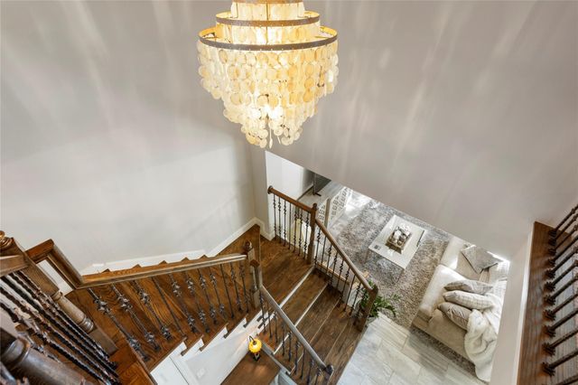 74 Valley Oaks Circle, The Woodlands, TX 77382