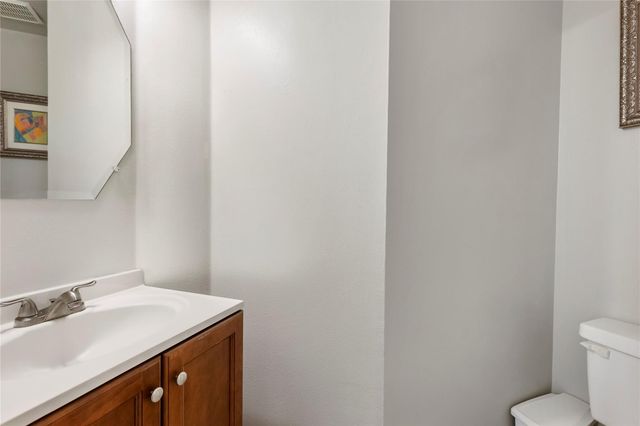 74 Valley Oaks Circle, The Woodlands, TX 77382