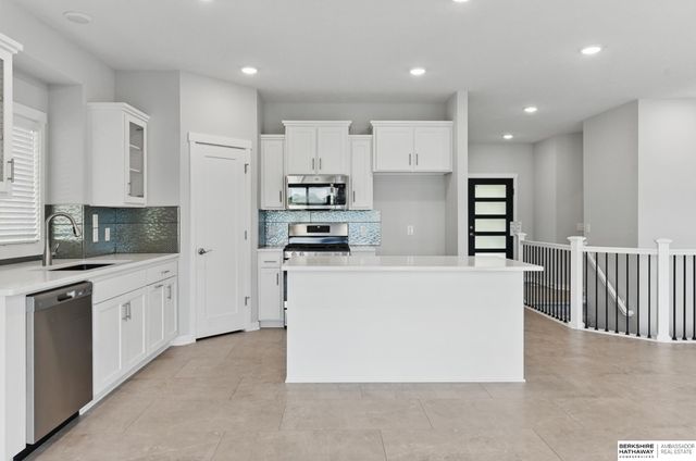 9518 Sterling Circle, Plattsmouth, NE 68048