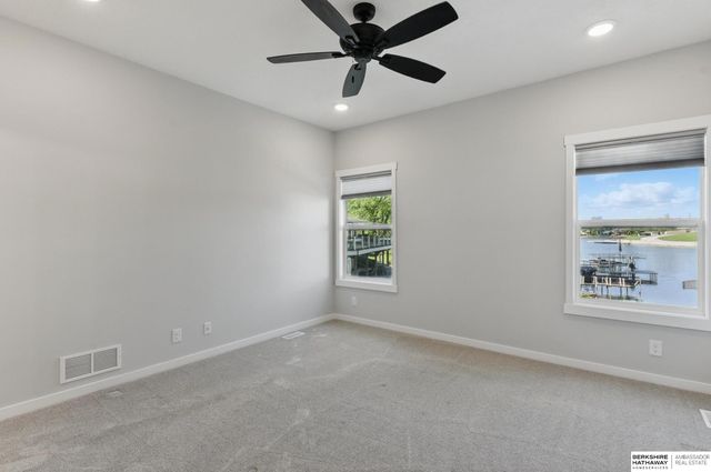 9518 Sterling Circle, Plattsmouth, NE 68048