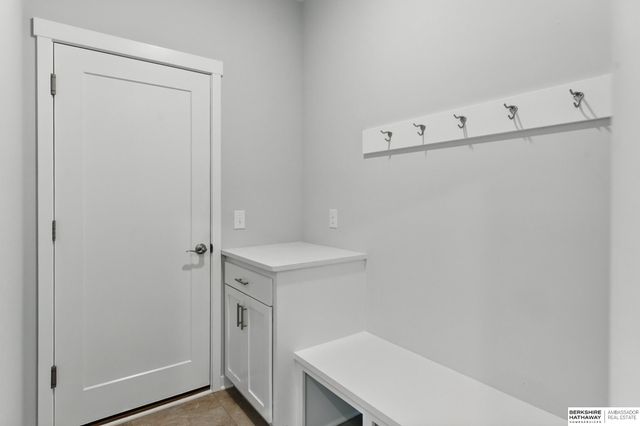 9518 Sterling Circle, Plattsmouth, NE 68048